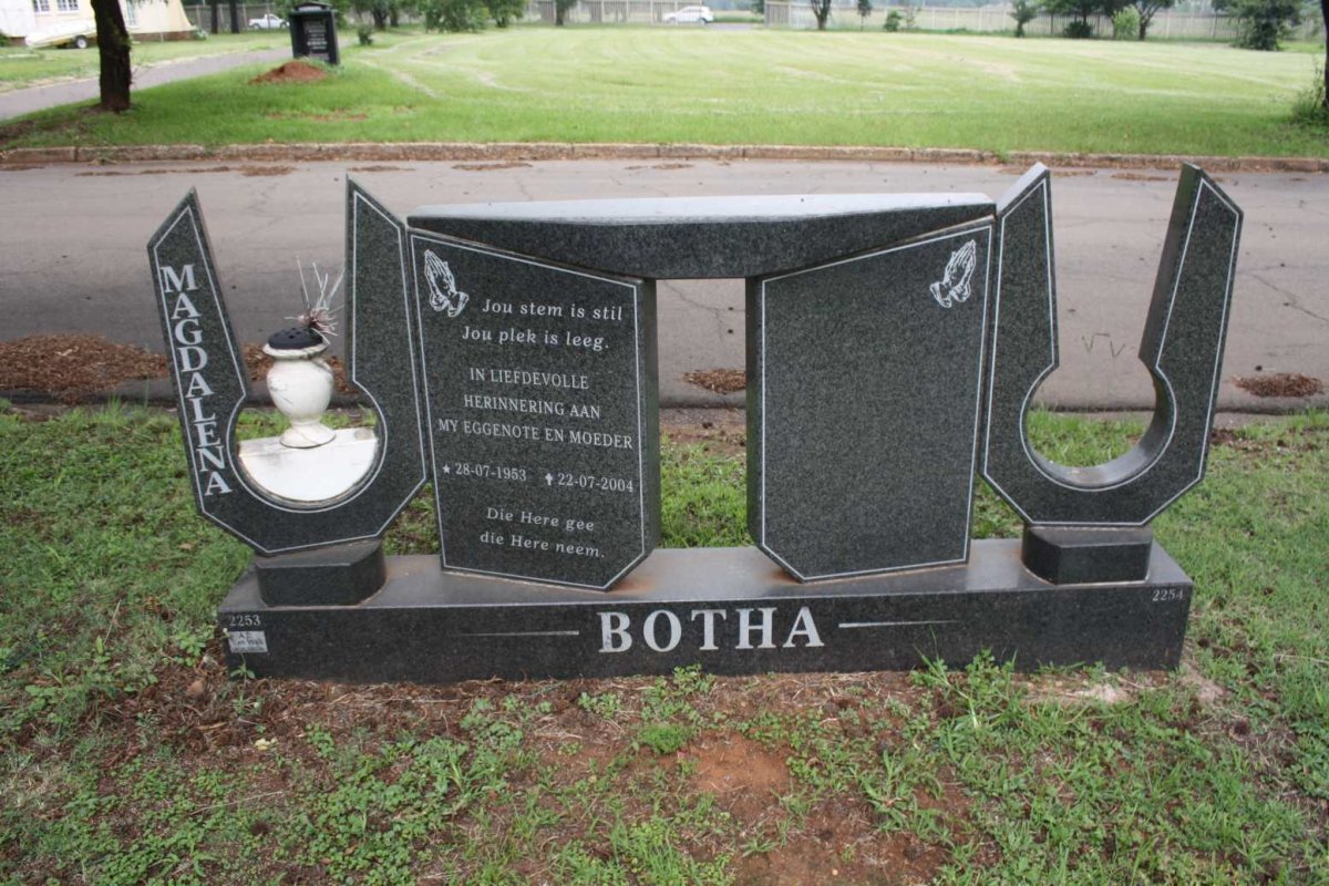 BOTHA Magdalena 1953-2004