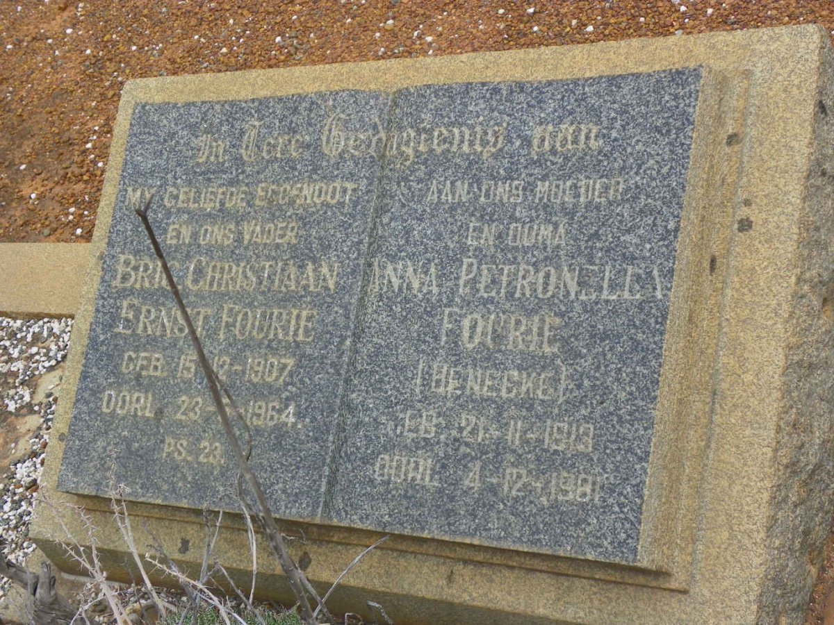 FOURIE Christiaan Ernst 1907–1964 & Anna Petronella nee HENECKE 1919–1981 :: COOK Jo nee FOURIE 1939–1992 #2