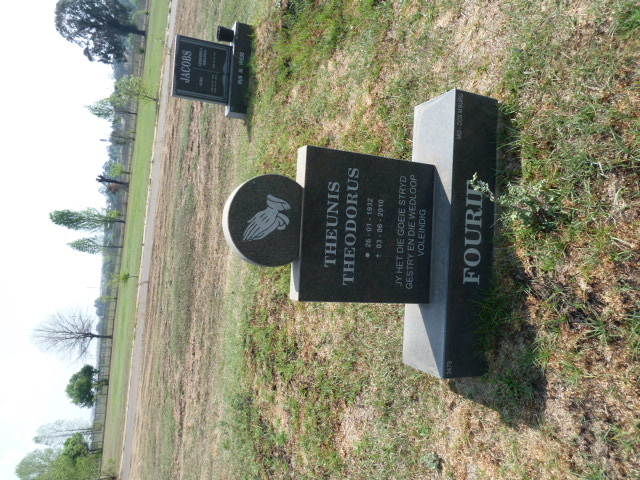 FOURIE Theunis Theodorus 1932-2010