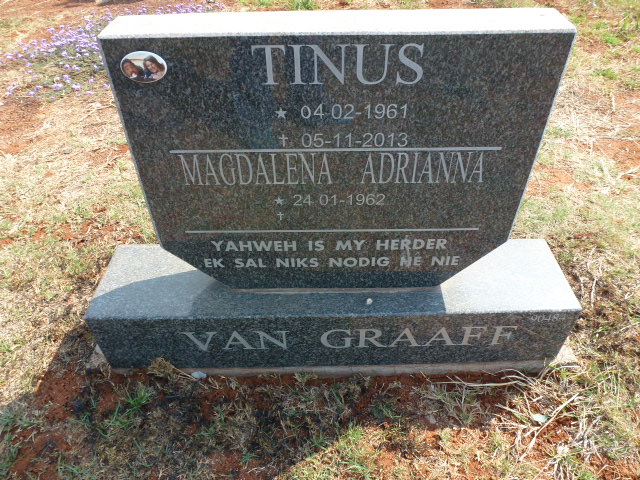 GRAAFF Tinus, van 1961-2013 &amp; Magdalena Adrianna 1962-