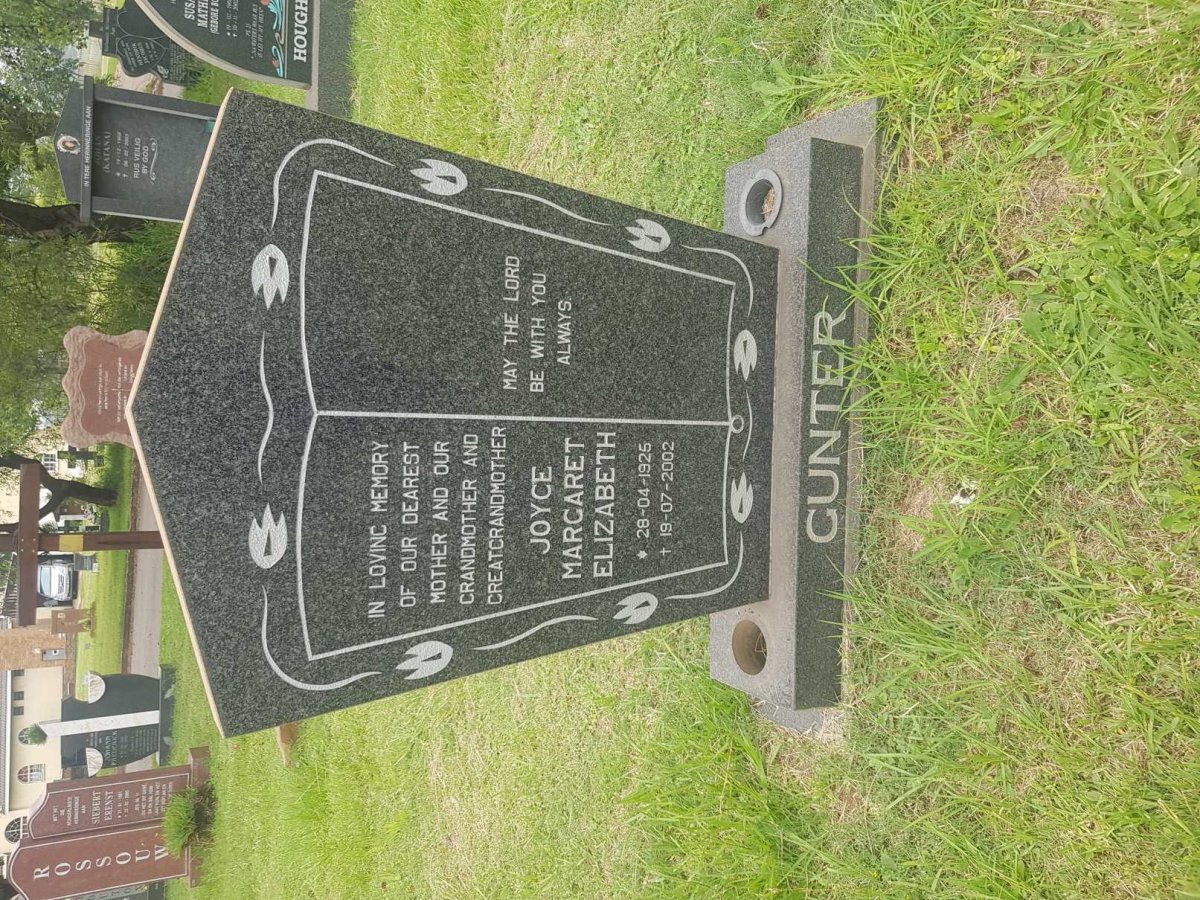 GUNTER Joyce Margaret Elizabeth 1925-2002