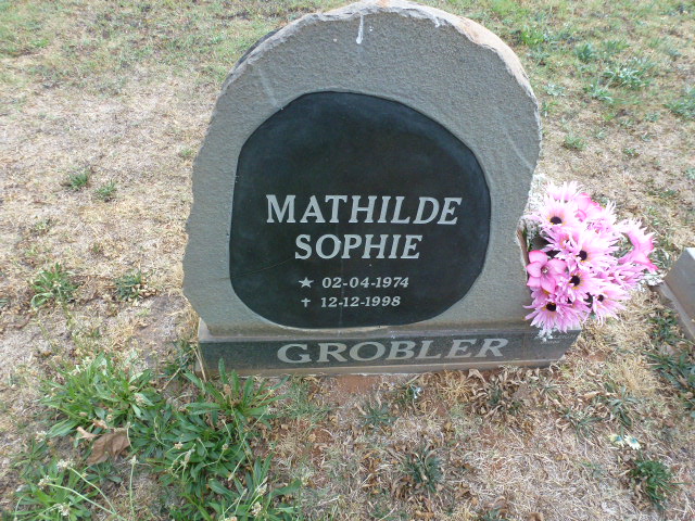 GROBLER Mathilde Sophie 1974-1998