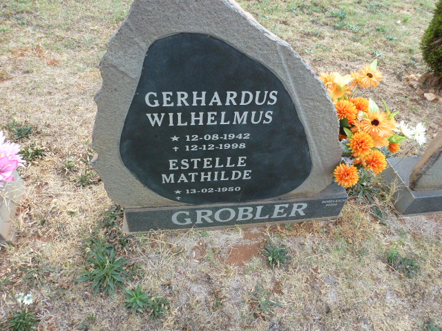 GROBLER Gerhardus Wilhelmus 1942-1998 &amp; Estelle Mathilde 1950-