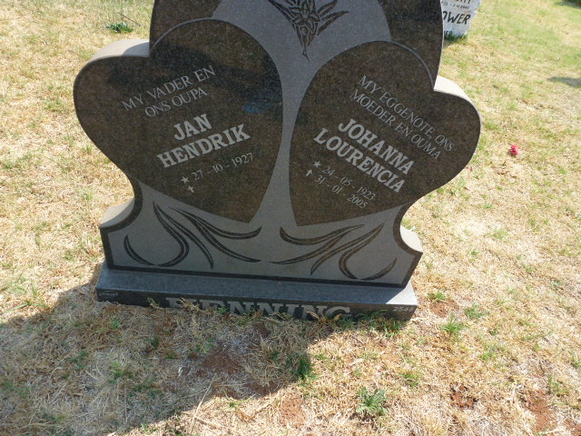 HENNING Jan Hendrik 1927-  &amp; Johanna Lourencia 1923-2005