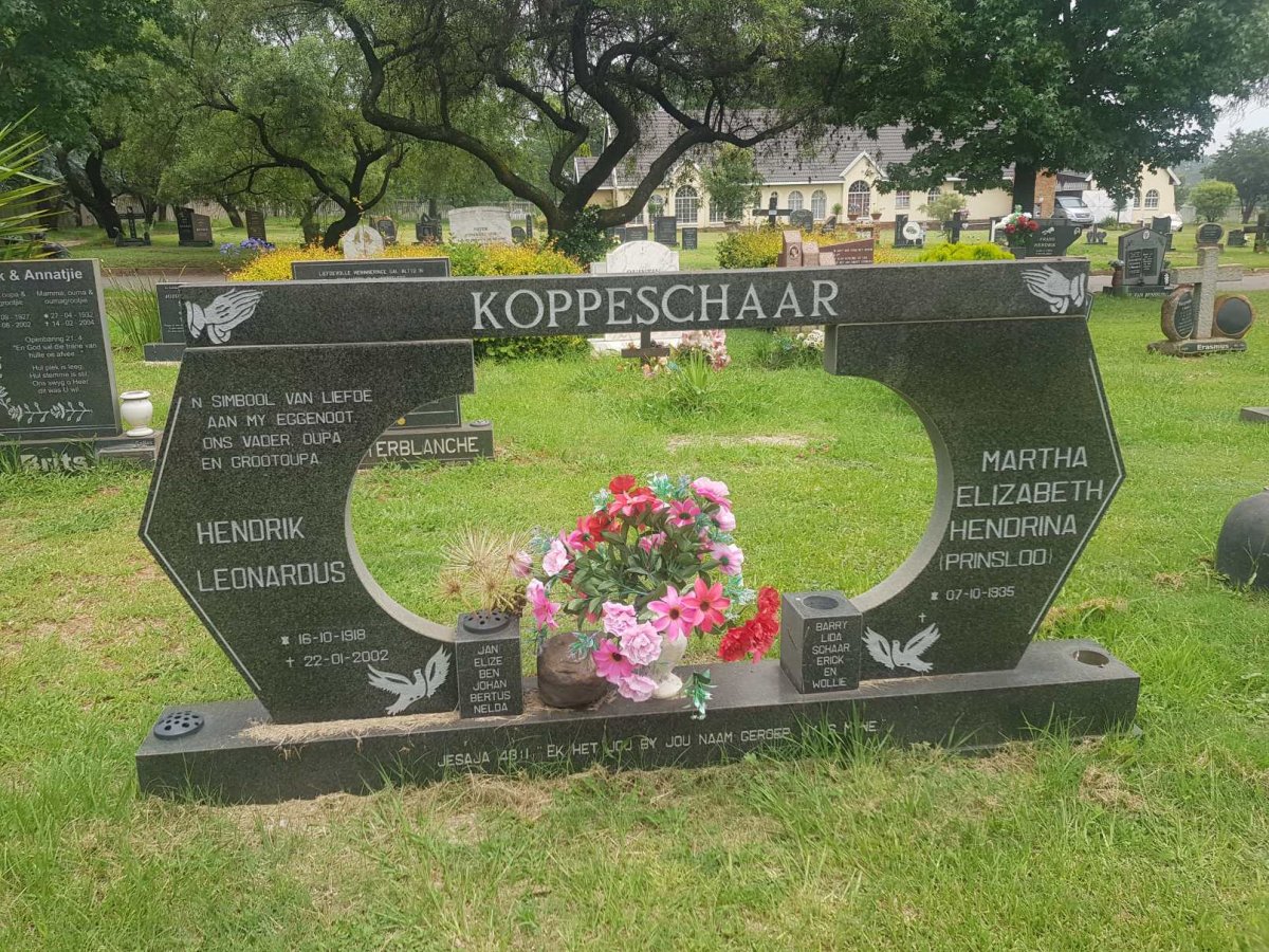 KOPPESCHAAR Hendrik Leonardus 1918-2002 &amp; Martha Elizabeth Hendrina PRINSLOO 1935-
