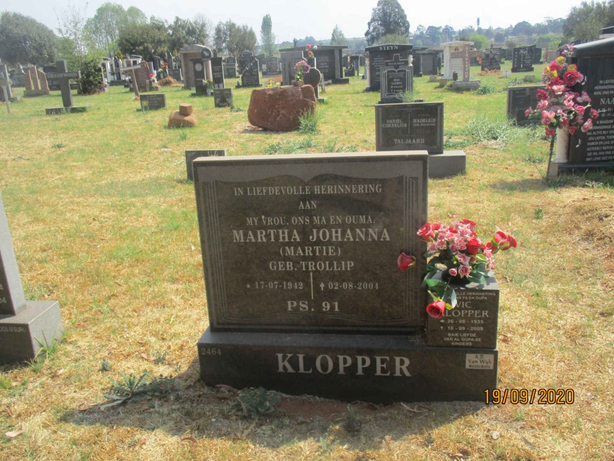 KLOPPER Vic 1935-2009 &amp; Martha Johanna TROLLIP 1942-2004