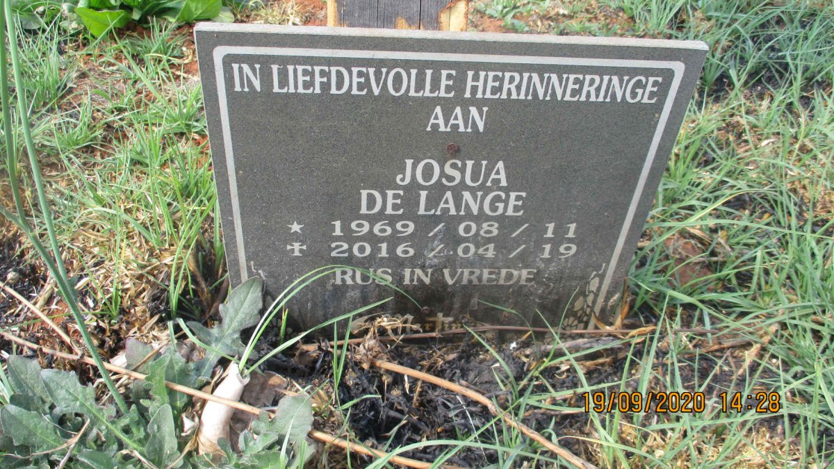 LANGE Josua, de 1969-2016