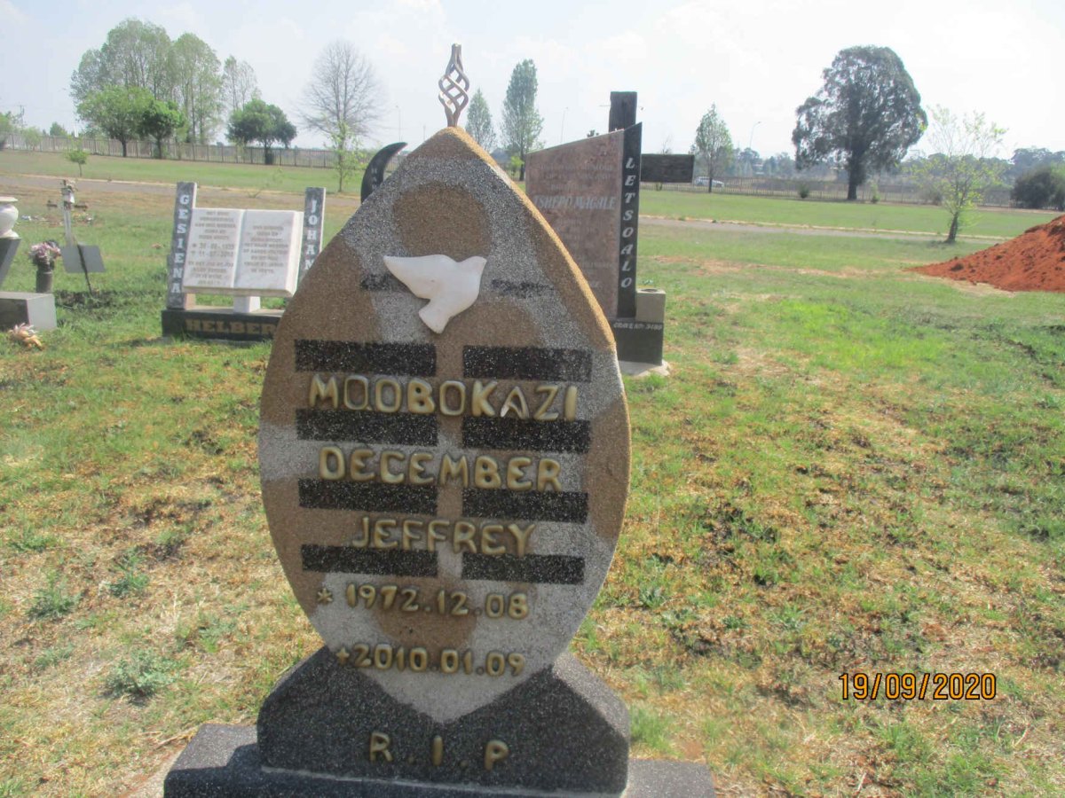 MOOBOKAZI December Jeffrey 1972-2010