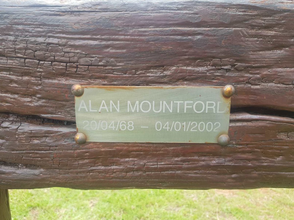 MOUNTFORD Alan 1968-2002 #2