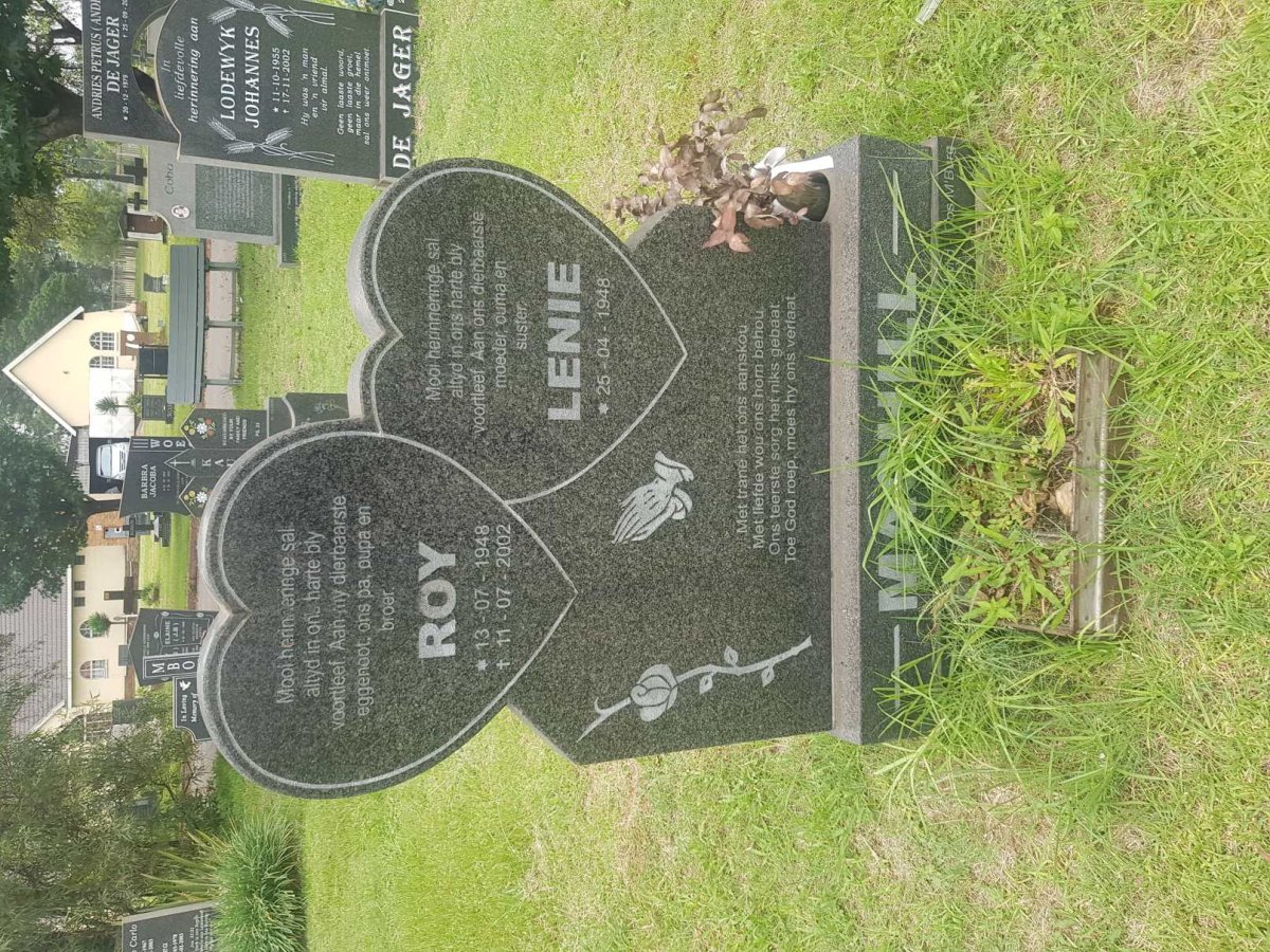 MACHILL Roy 1948-2002 &amp; Lenie 1948-