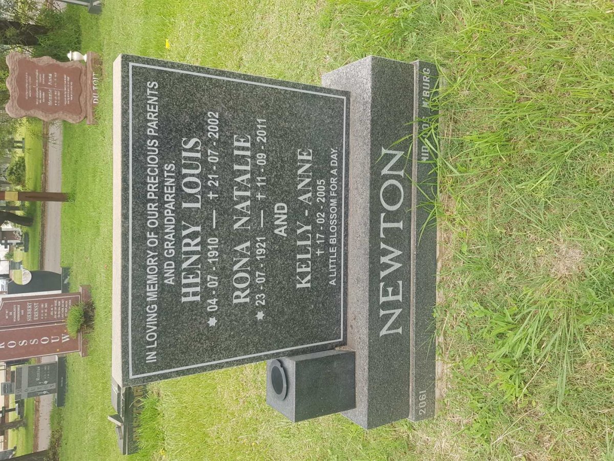 NEWTON Henry Louis 1910-2002 &amp; Rona Natalie 1921-2011 :: NEWTON Kelly-Anne 2005-2005