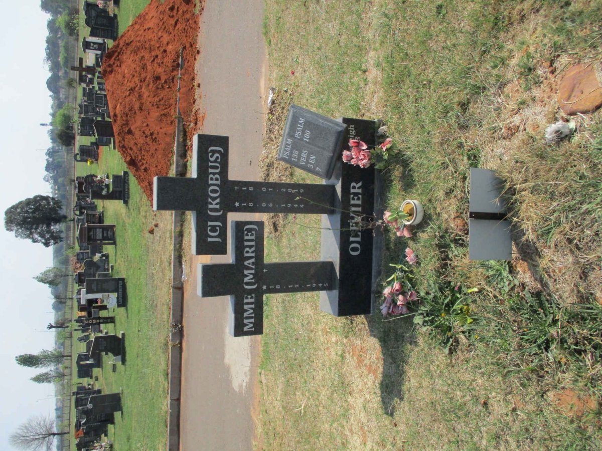 OLIVIER J.C.J. 1944-2019 &amp; M.M.E. 1945-