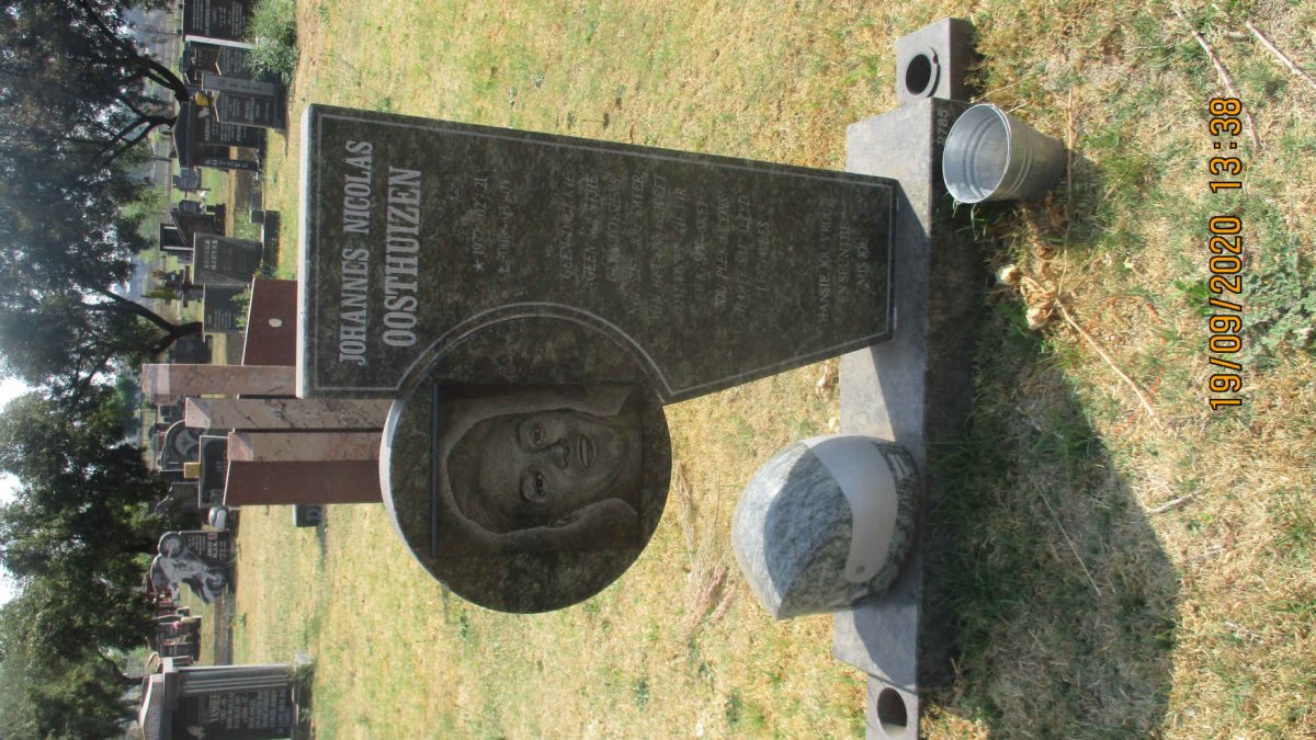 OOSTHUIZEN Johannes Nicolas 197?-200?