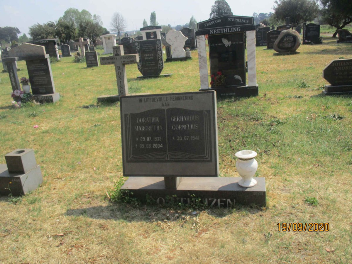 OOSTHUIZEN Gerhardus Cornelius 1941- &amp; Dorathia Margretha 1933-2004