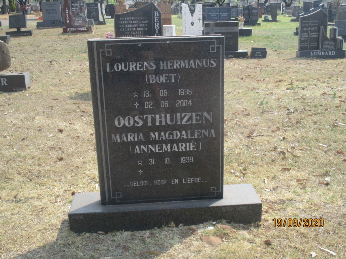 OOSTHUIZEN Lourens Hermanus 1936-2004 &amp; Maria Magdalena 1939-