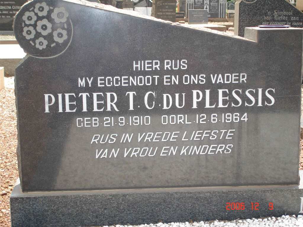 PLESSIS Pieter T.C., du 1910–1974 & Irene nee KRZYWICKA 1915–1990 #2