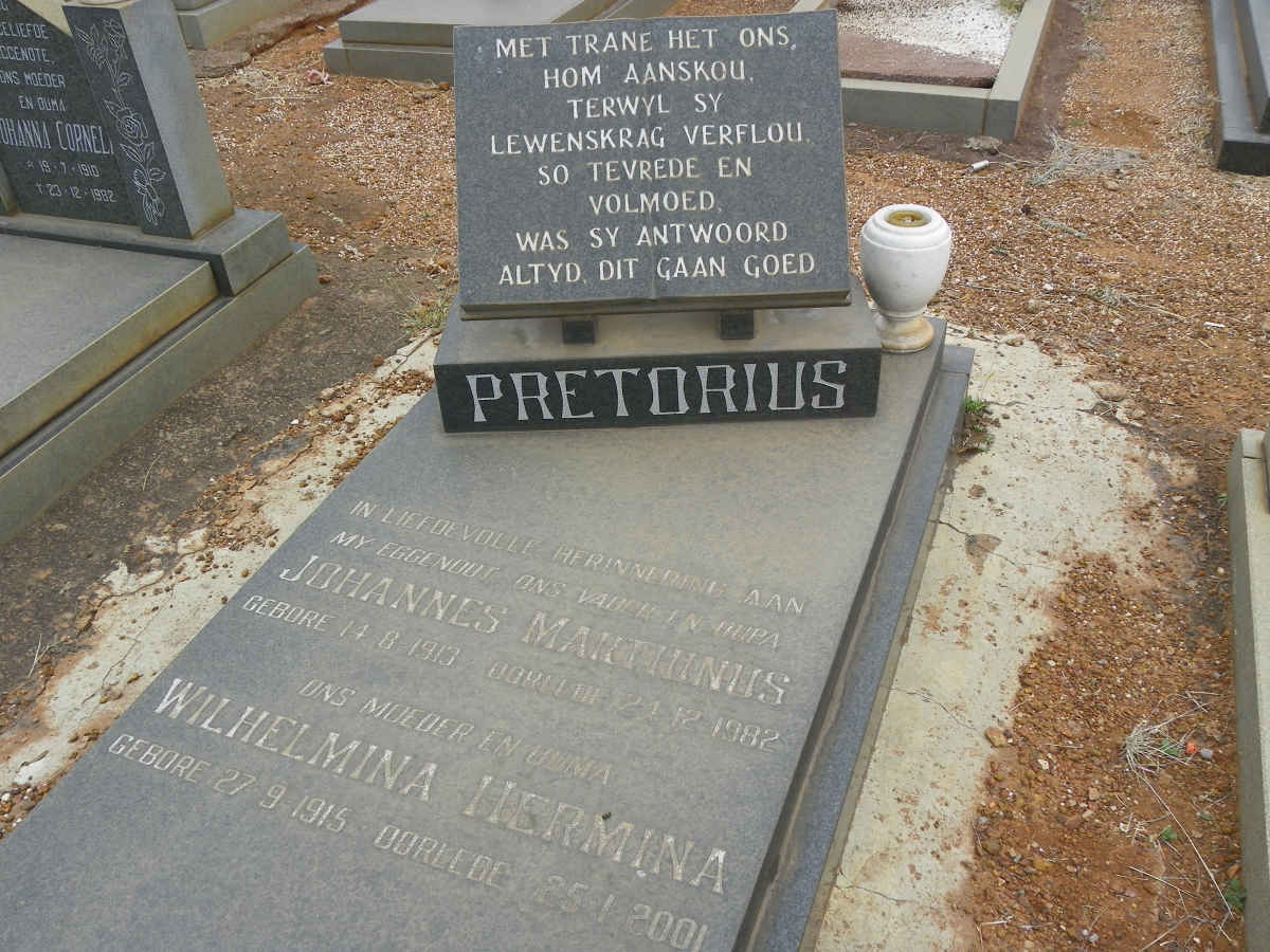PRETORIUS Johannes Marthinus 1913-1982 &amp; Wilhelmina Hermina 1915-2001