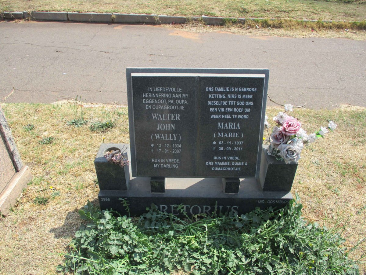 PRETORIUS Walter John 1934-2007 &amp; Maria 1937-2011