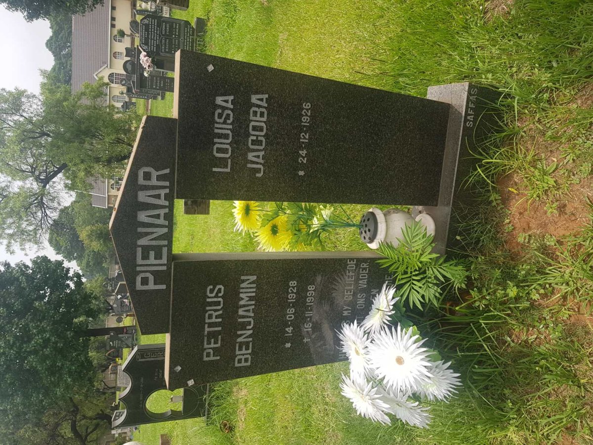 PIENAAR Petrus Benjamin 1928-1998 &amp; Louisa Jacoba 1926-