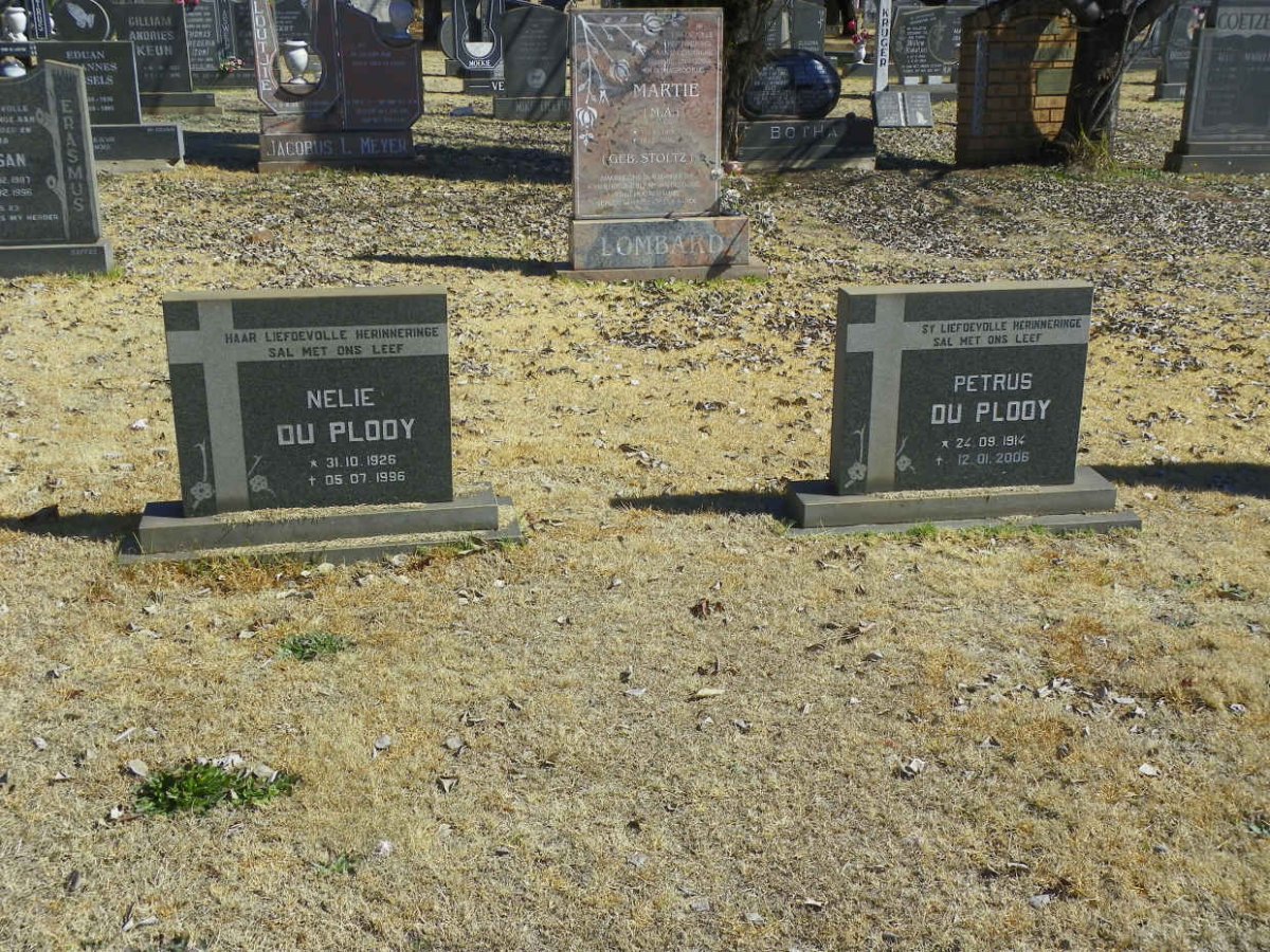 PLOOY Petrus, du 1914-2006 &amp; Nelie 1926-1996