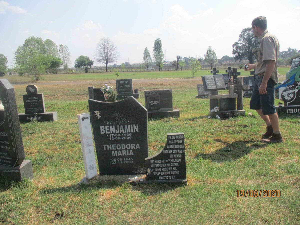 PRETORIUS Benjamin 1939-2009 &amp; Theodora Maria 1945-2009