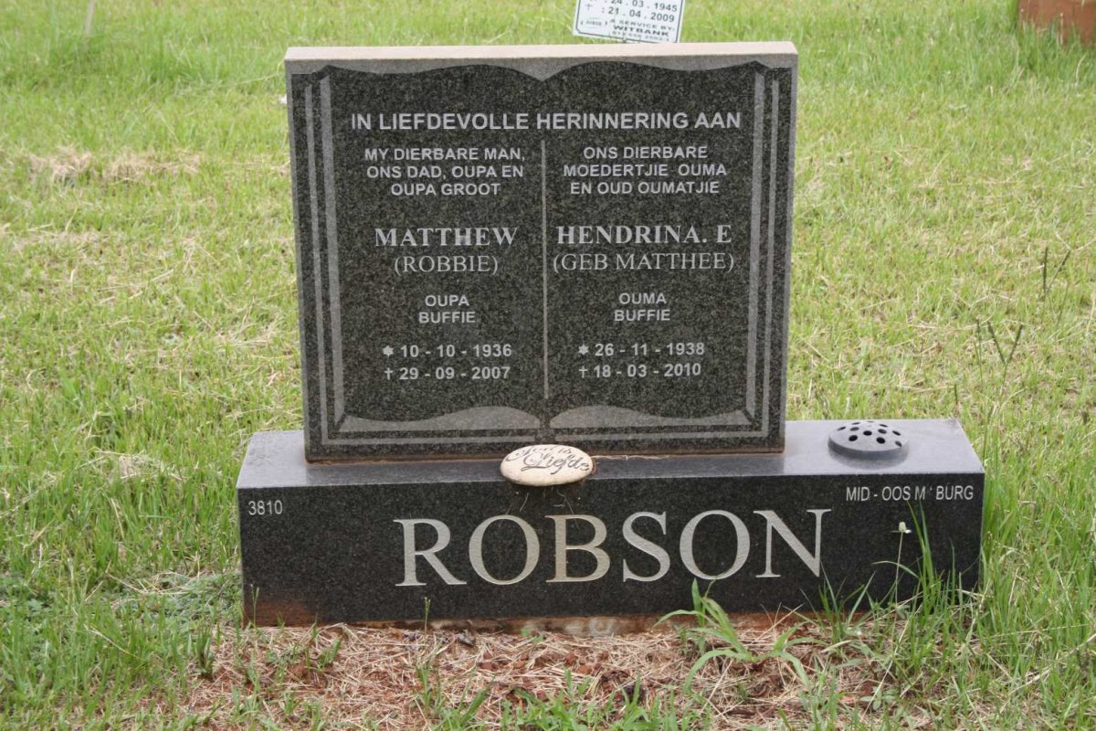 ROBSON Matthew 1936-2007 &amp; Hendrina E. MATTHEE 1938-2010