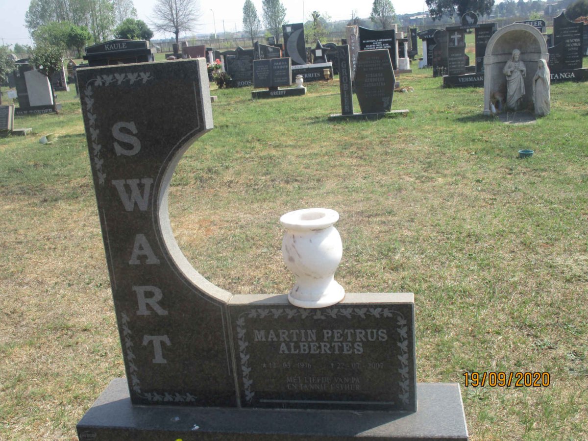 SWART Martin Petrus Albertes 1976-2007