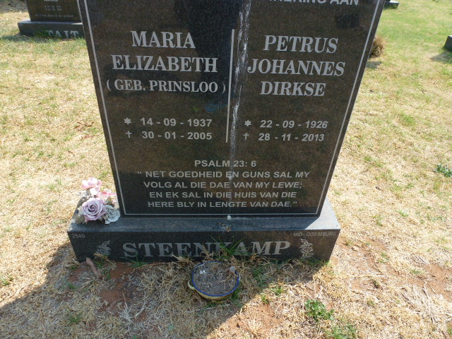 STEENKAMP Petrus Johannes Dirkse 1926-2013 &amp; Maria Elizabeth PRINSLOO 1937-2005