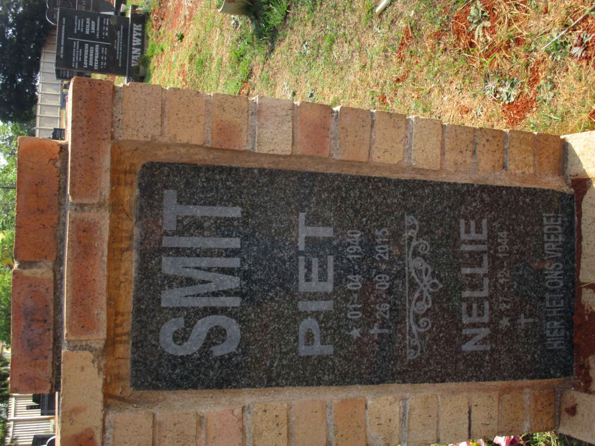 SMIT Piet 1940-2015 &amp; Nellie 1944-