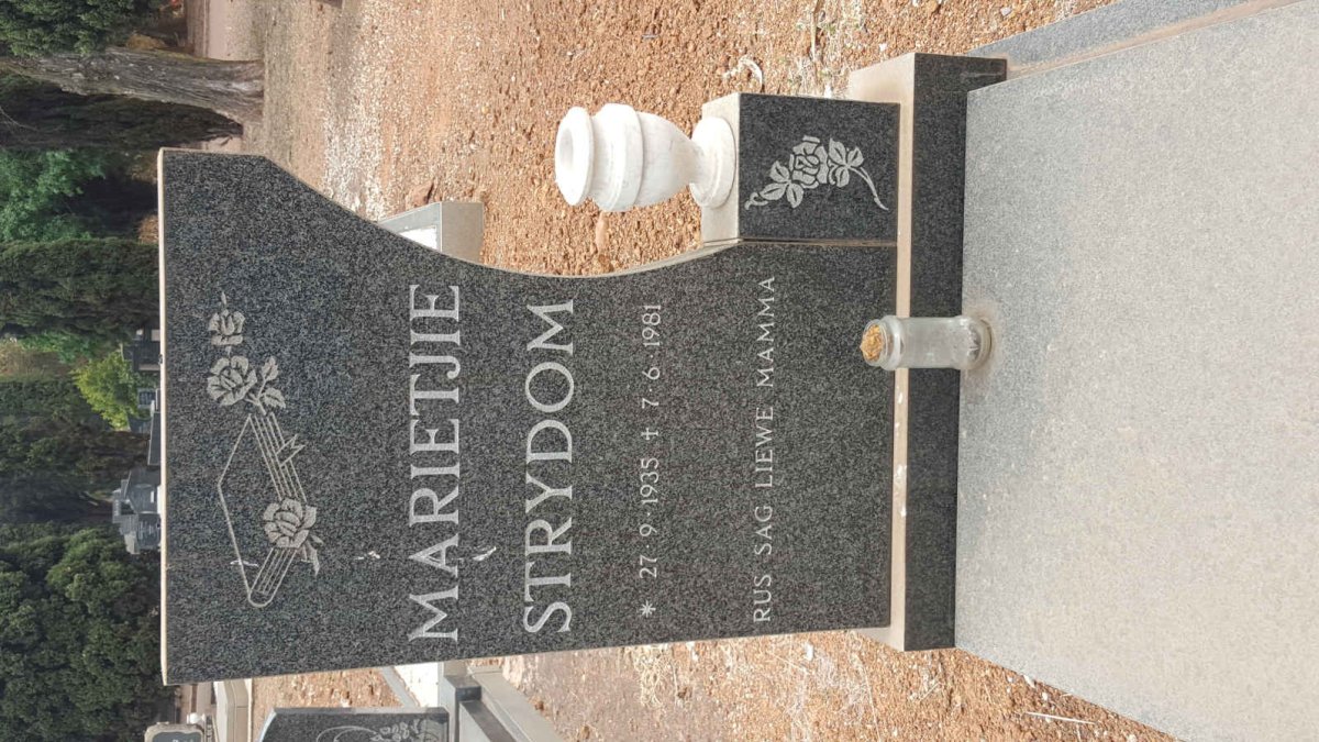 STRYDOM Marietjie 1935-1981