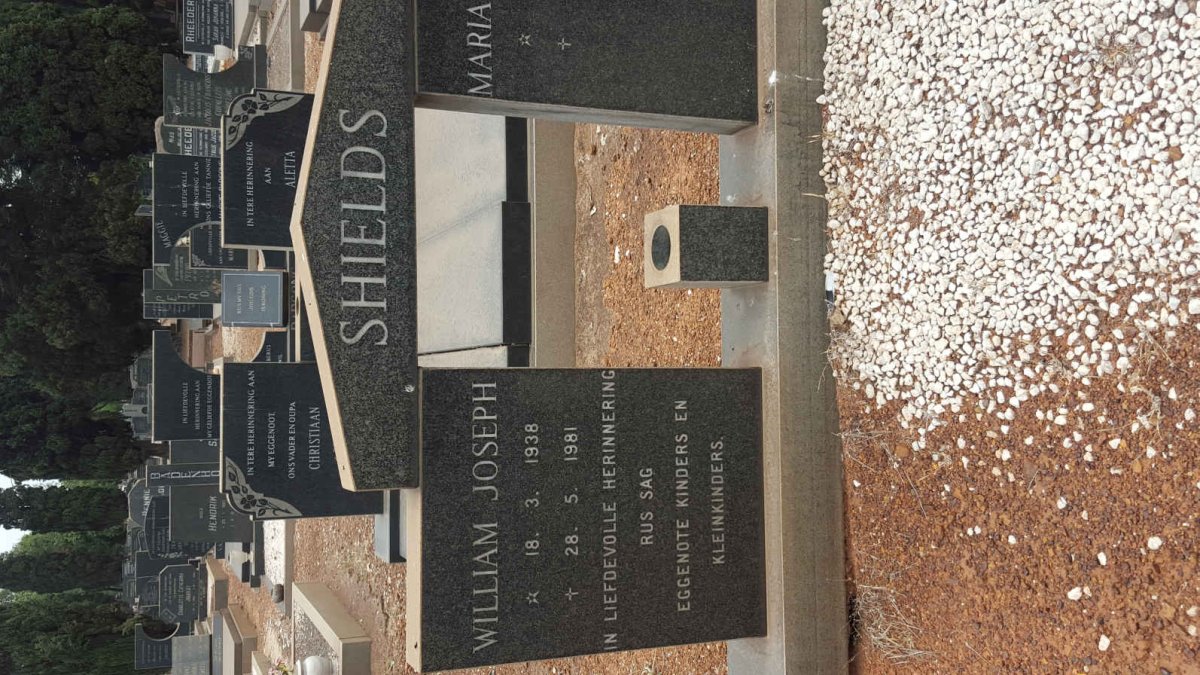 SHIELDS William Joseph 1938-1981 &amp; Maria Petronella 1943- #1
