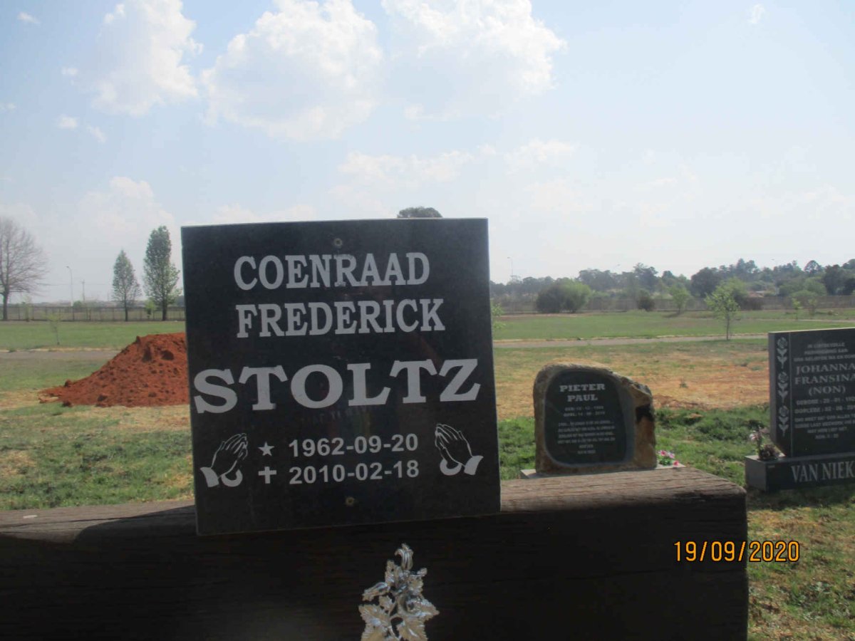 STOLTZ Coenraad Frederick 1962-2010