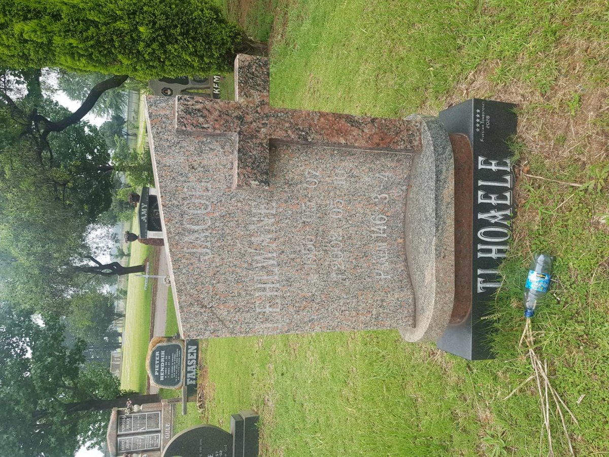 TLHOAELE Jacob Lehlewane 1956-2002