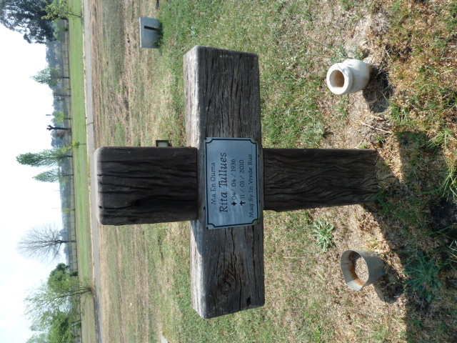 TULLUES Rita 1936-2010
