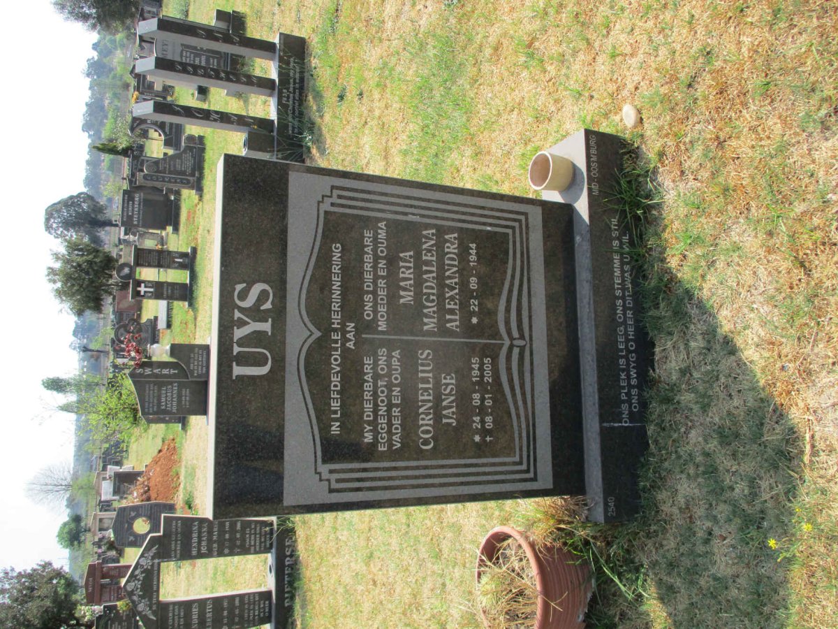 UYS Cornelius Janse 1945-2005 &amp; Maria Magdalena Alexandra 1944-