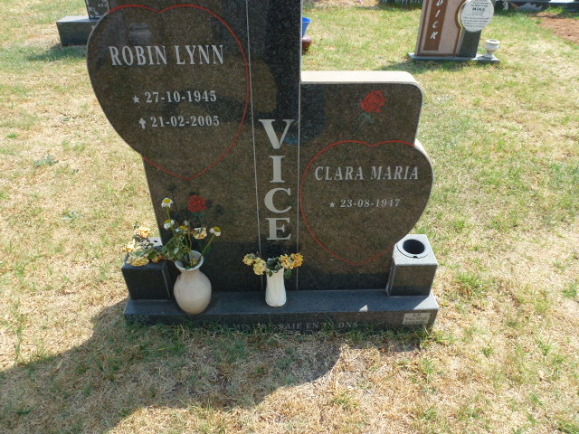 VICE Robin Lynn 1945-2005 &amp; Clara Maria 1947-