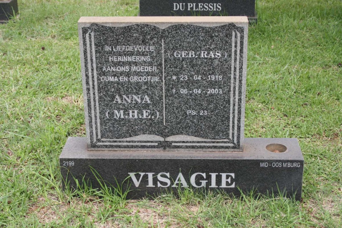 VISAGIE M.H.E. nee RAS 1918-2003