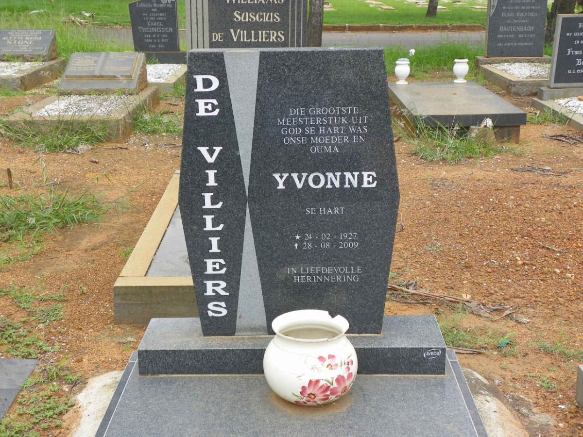 VILLIERS Yvonne, de 1927-2009