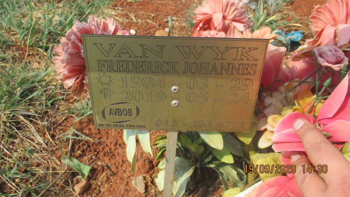 WYK Jan Willem Hendrik, van 1961–2016 :: WYK Frederick Johannes, van 1984–2019 #3