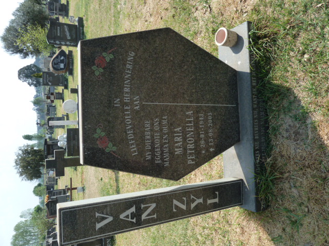 ZYL Maria Petronella, van 1943-2005