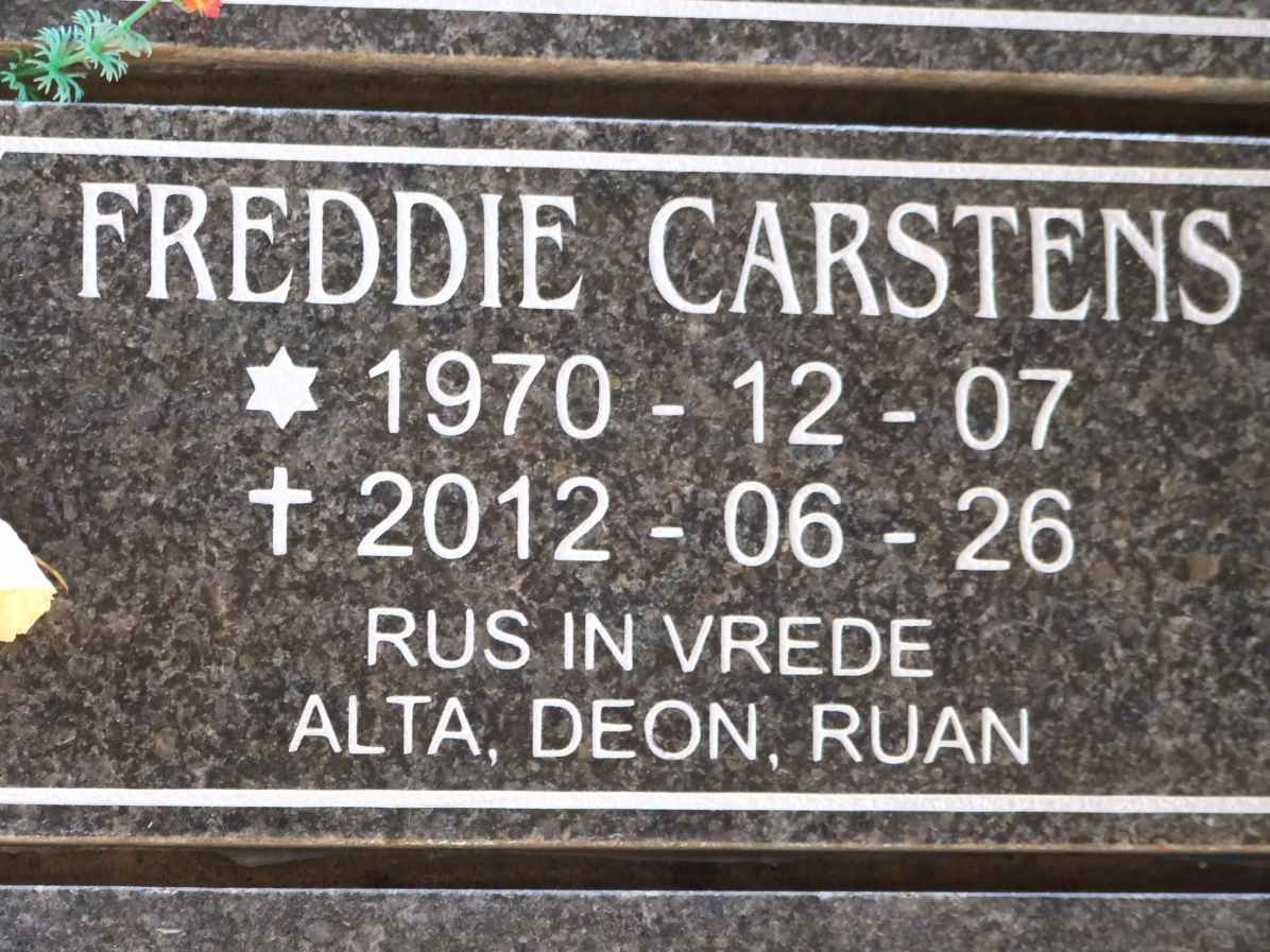 CARSTENS Freddie 1970-2012