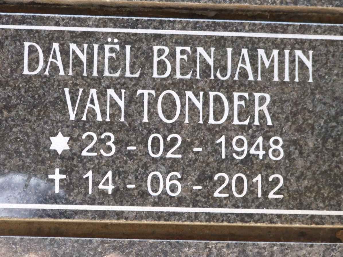 TONDER Daniel Benjamin, van 1948-2012
