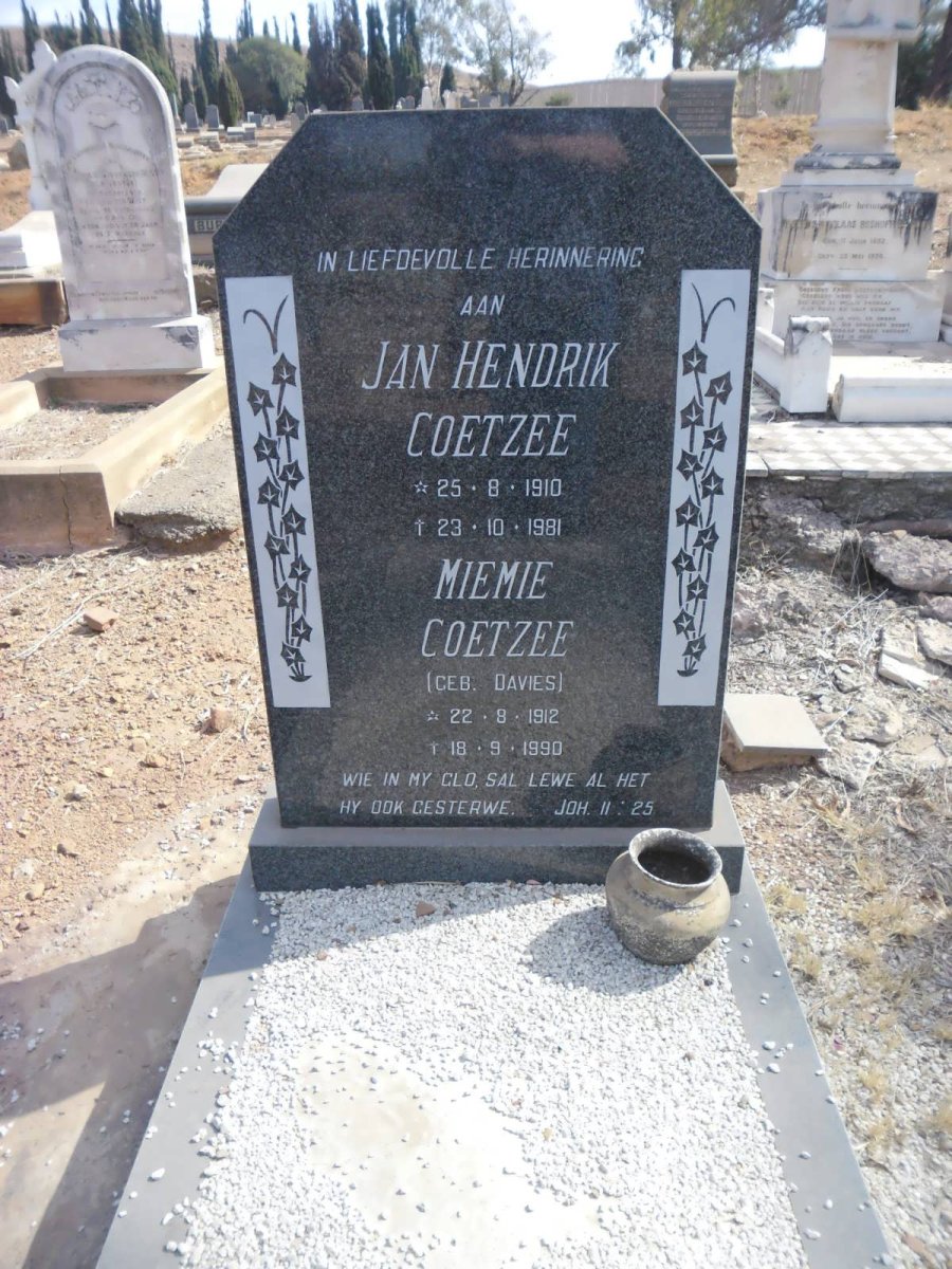 COETZEE Jan Hendrik 1910-1981 &amp; Miemie DAVIES 1912-1990