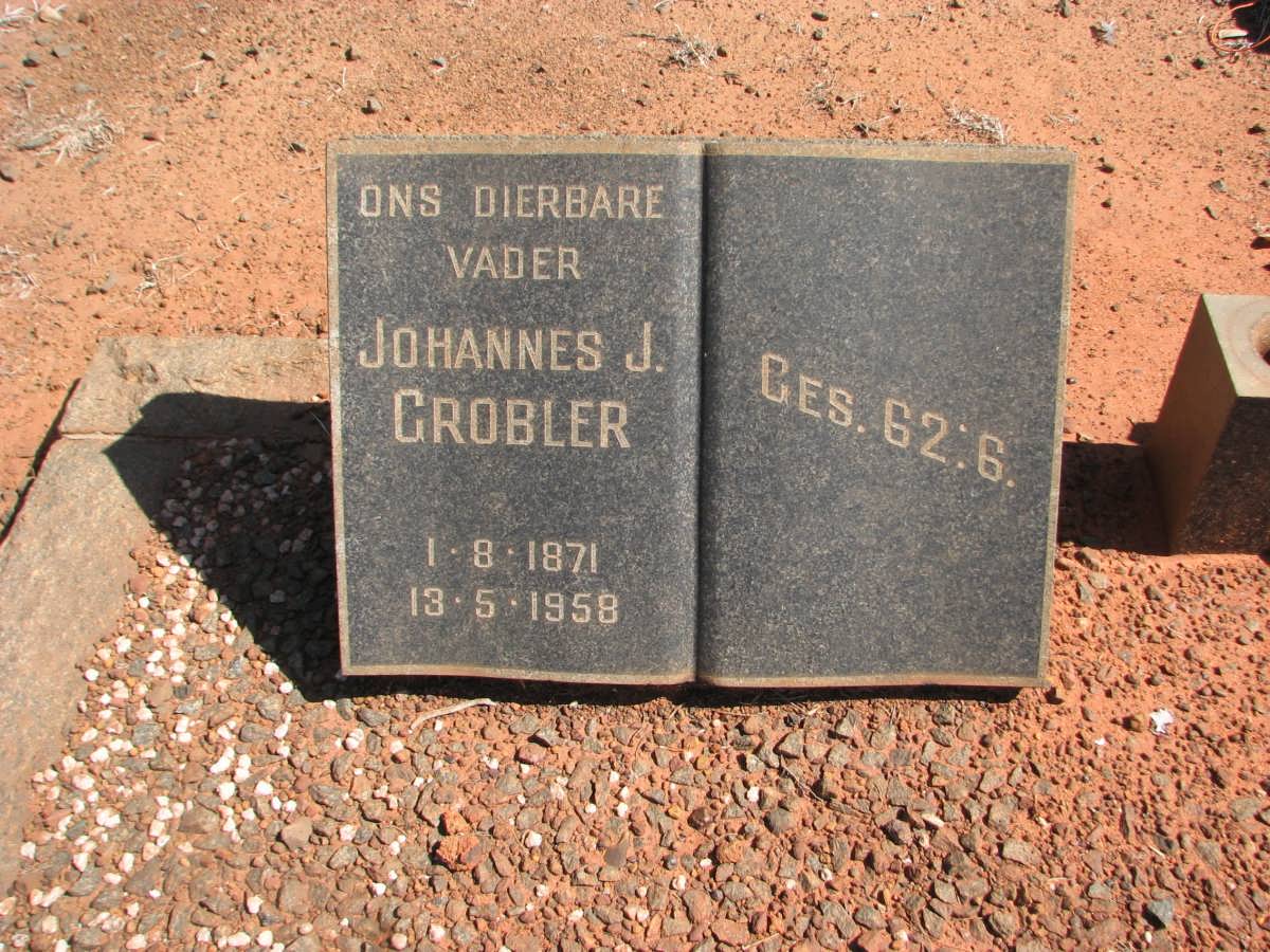 GROBLER Johannes J. 1871-1958 & Dirkie S.I. nee JOOSTE 1878-1964 #1
