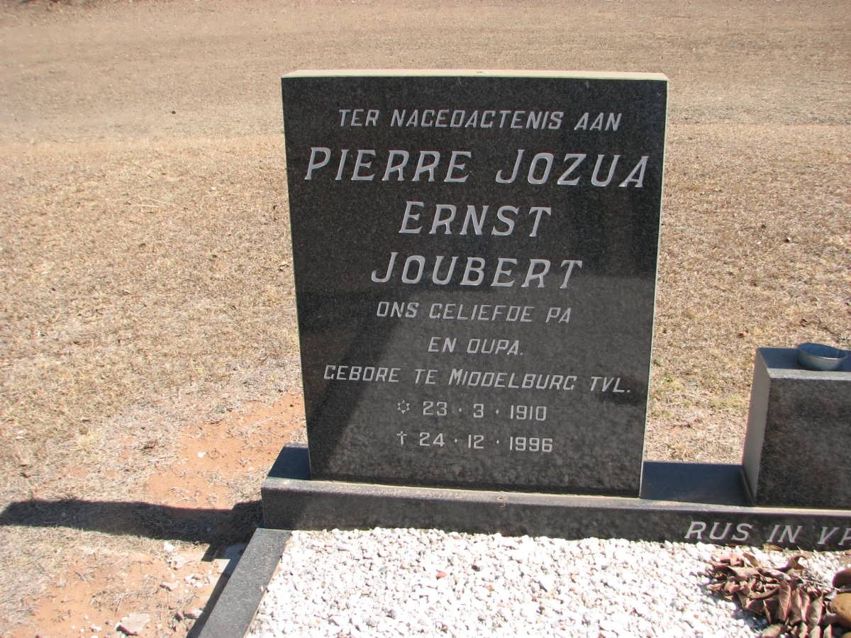 JOUBERT Pierre Jozua Ernst 1910-1996 & Gesina Frederika nee DU TOIT 1914-1997 #1