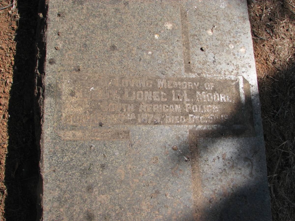 MOORE Lionel L.L. 1875-1925