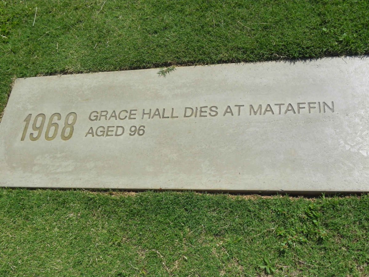 19. Grace HALL dies in 1968 at Mataffin aged 96
