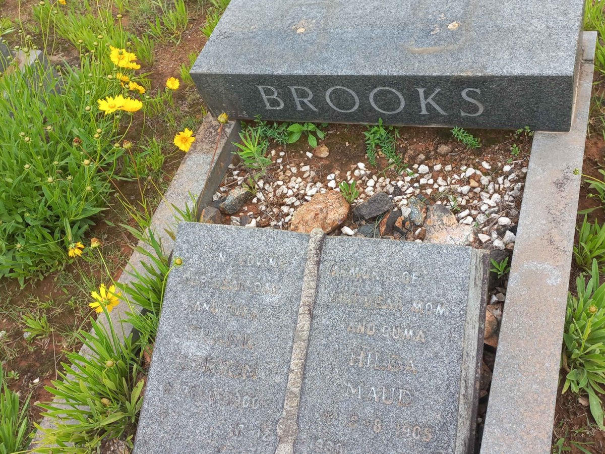 BROOKS Frank Horton 1900-1989 &amp; Hilda Maud 1905-1989