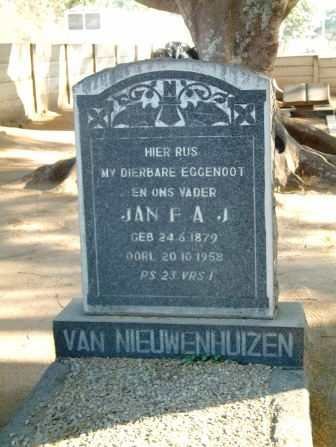 NIEUWENHUIZEN F.A.J., van 1879-1958