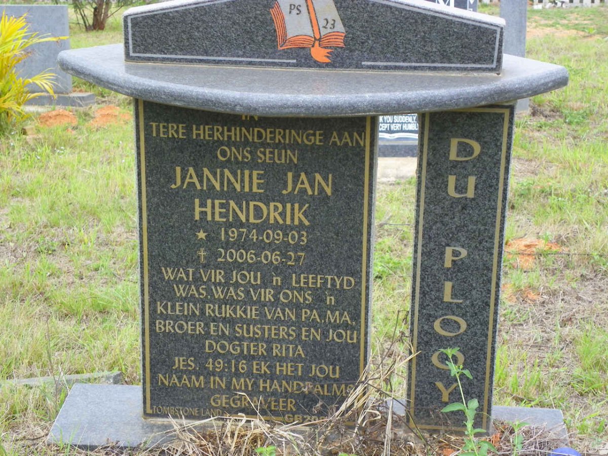 PLOOY Jannie Jan Hendrik, du 1974-2006